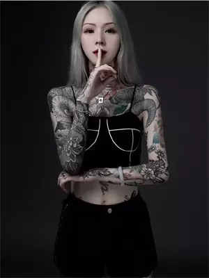 红月亮酒店视频